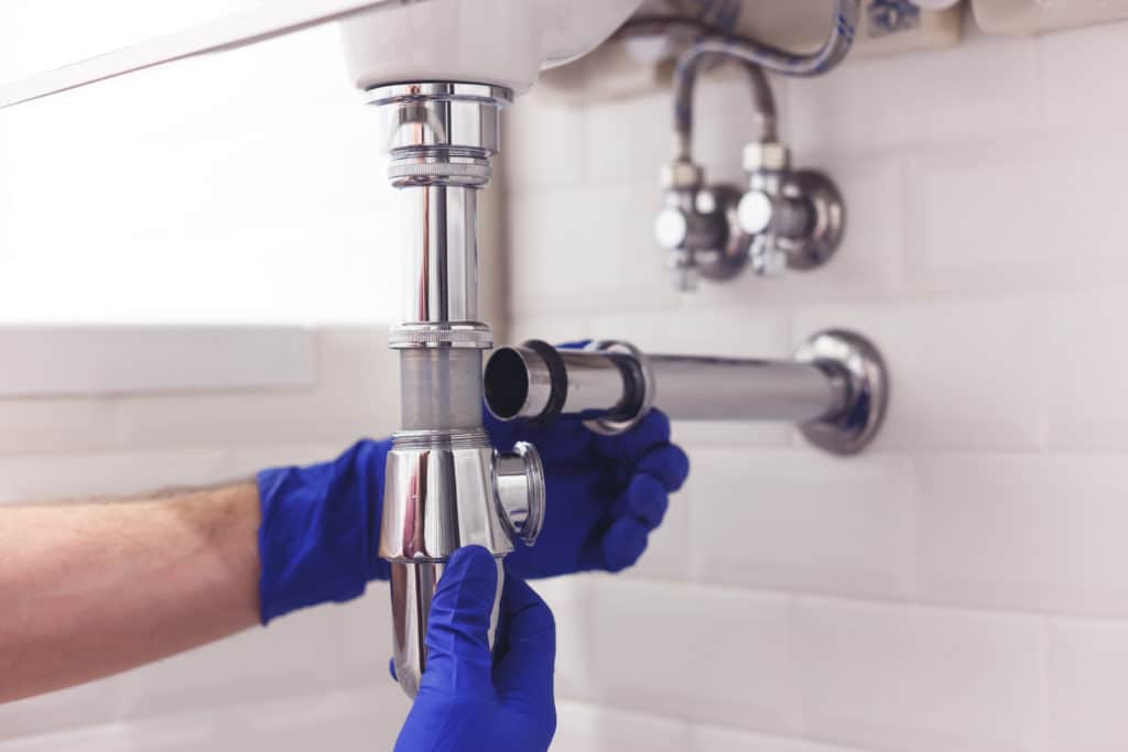 plumbing services in leesville