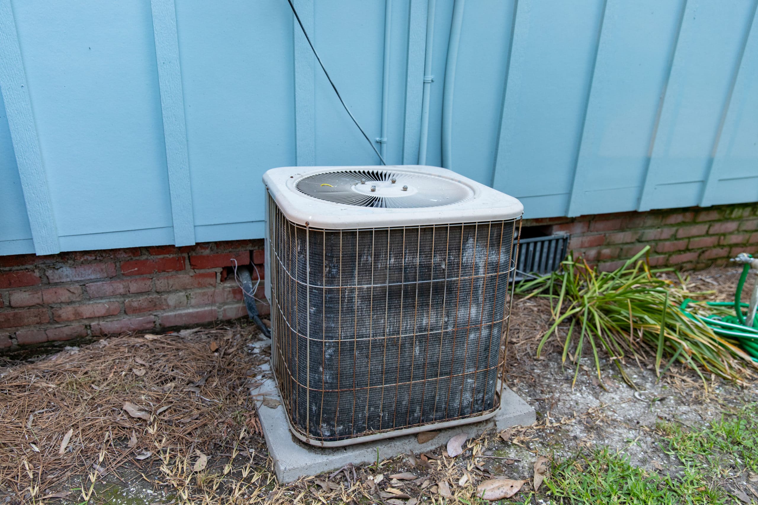 5 Secret Signs That You Need AC Replacement